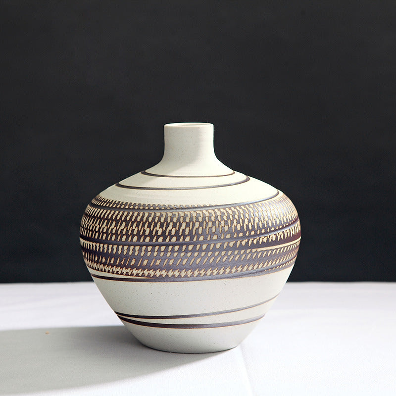 Handmade stoneware vase "Kaze"