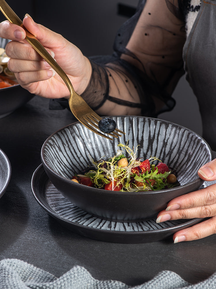 Japanese ceramic bowl "Tora"