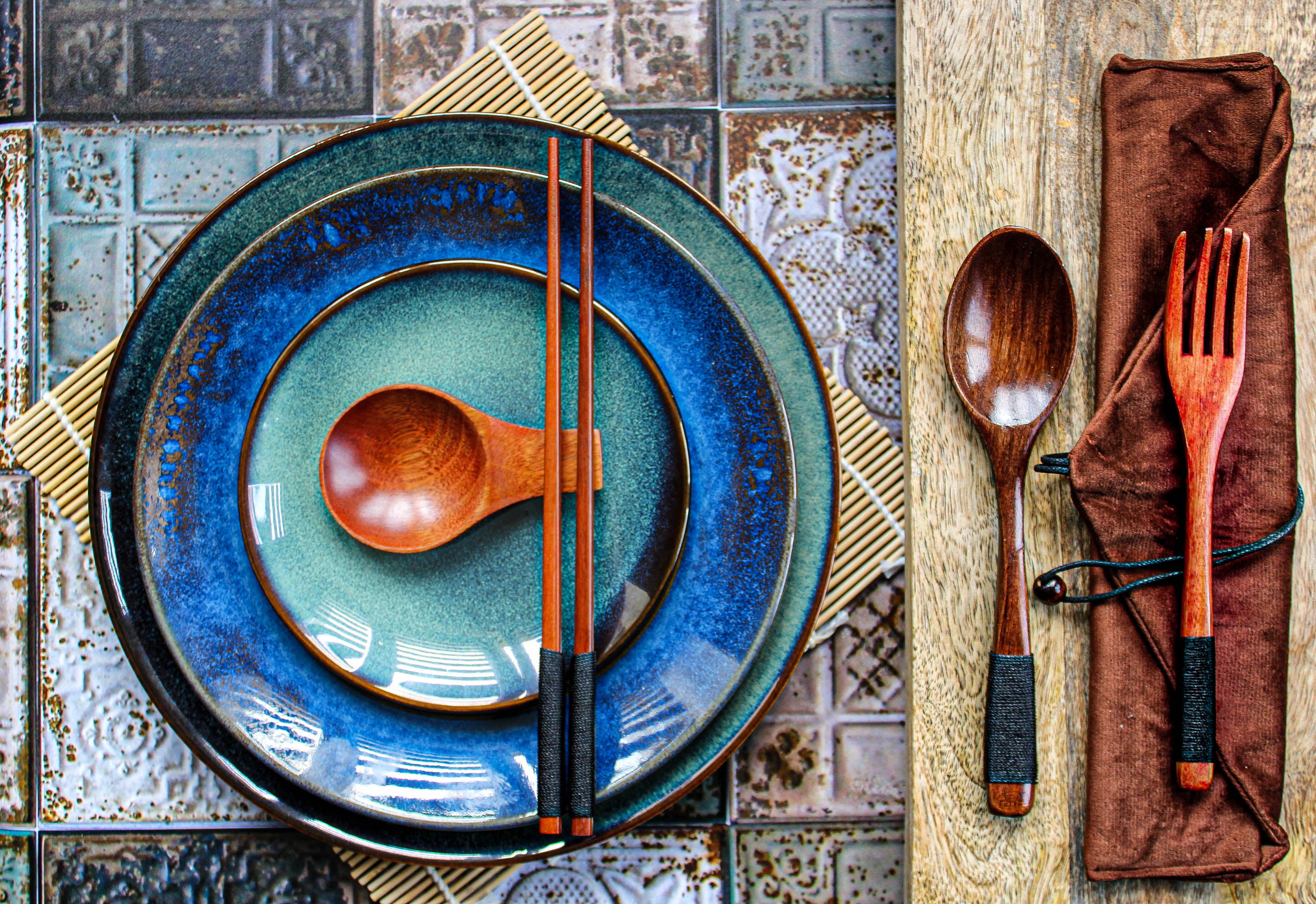 Vaisselle design et couverts en bois Japan at Home