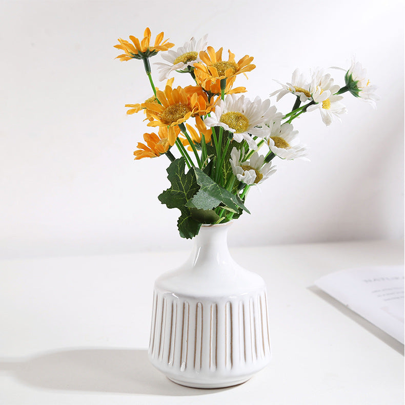 Handmade ceramic vase "Shizuka"