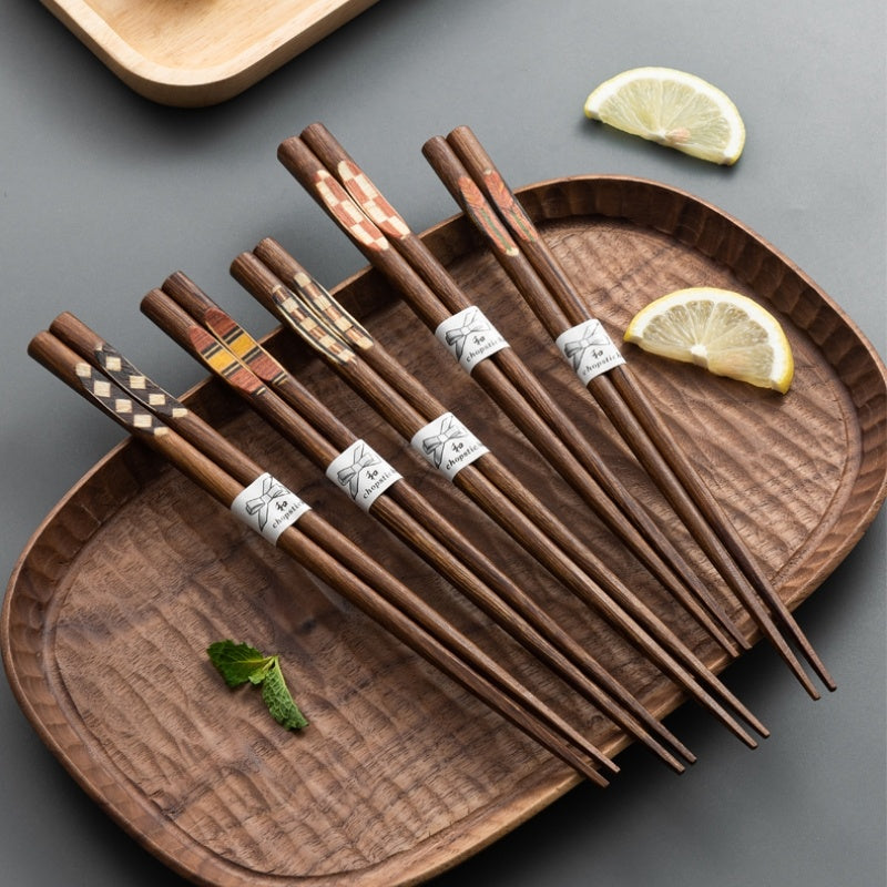 Set of solid wooden Japanese chopsticks "Nagomi"