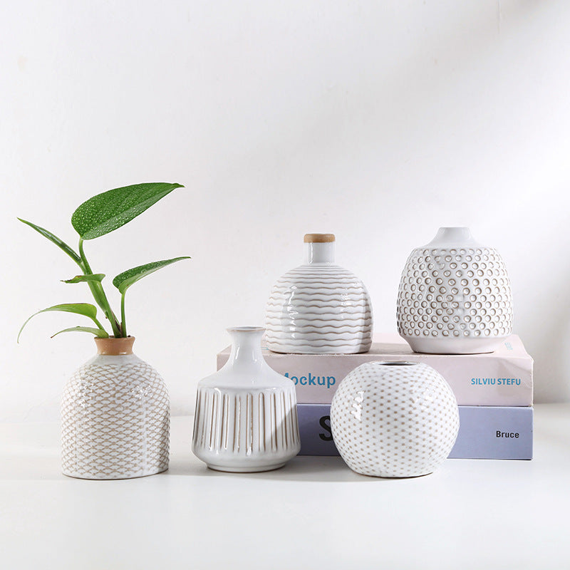 Handmade ceramic vase "Shizuka"