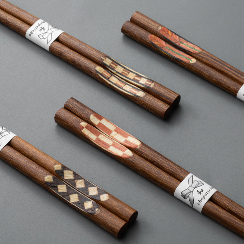 Set of solid wooden Japanese chopsticks "Nagomi"