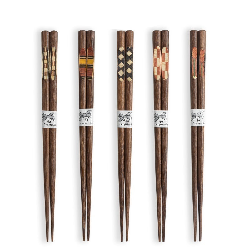 Set of solid wooden Japanese chopsticks "Nagomi"