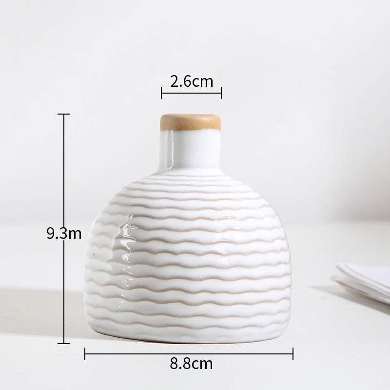 Handmade ceramic vase "Shizuka"