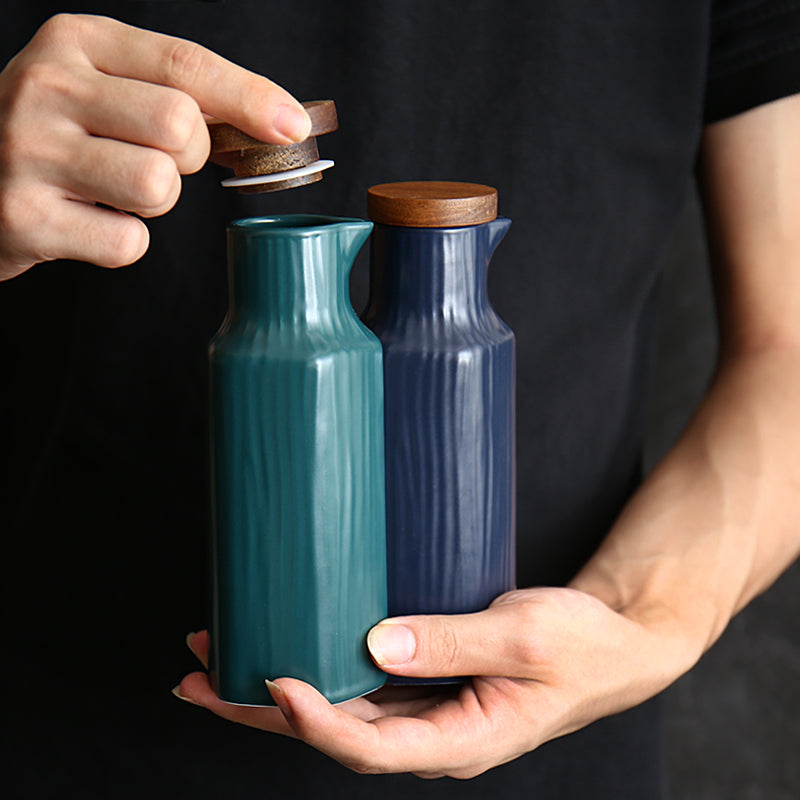 “Kanpaï” ceramic bottle