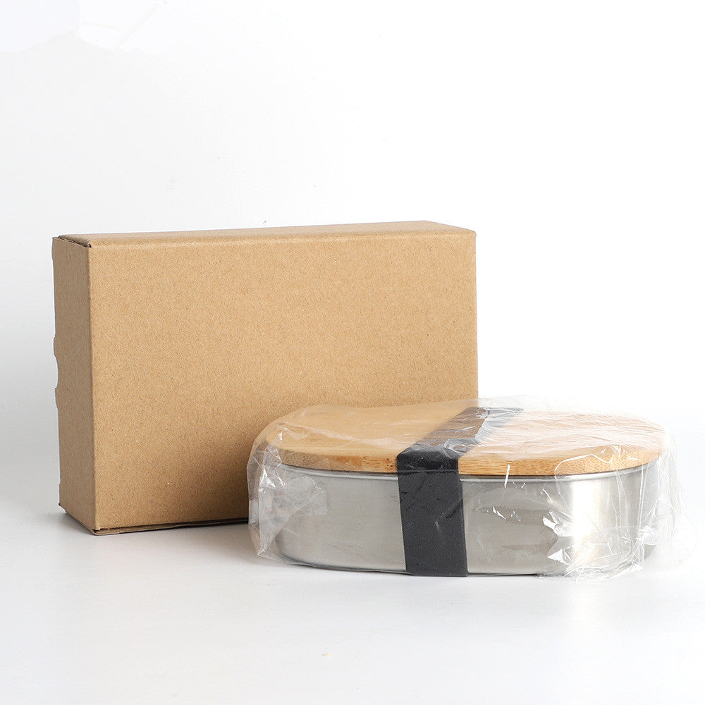 Japanese bento box made of stainless steel and natural bamboo