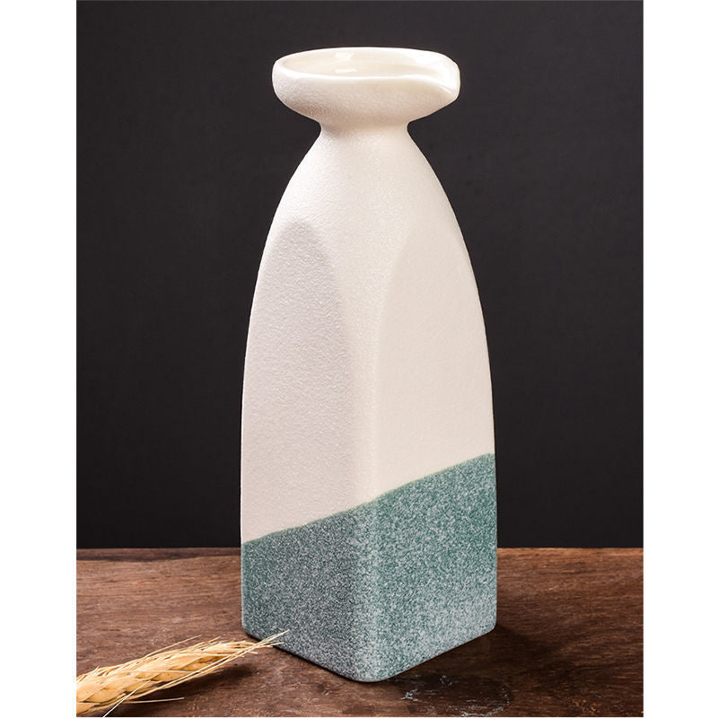 "Iwao" ceramic sake set