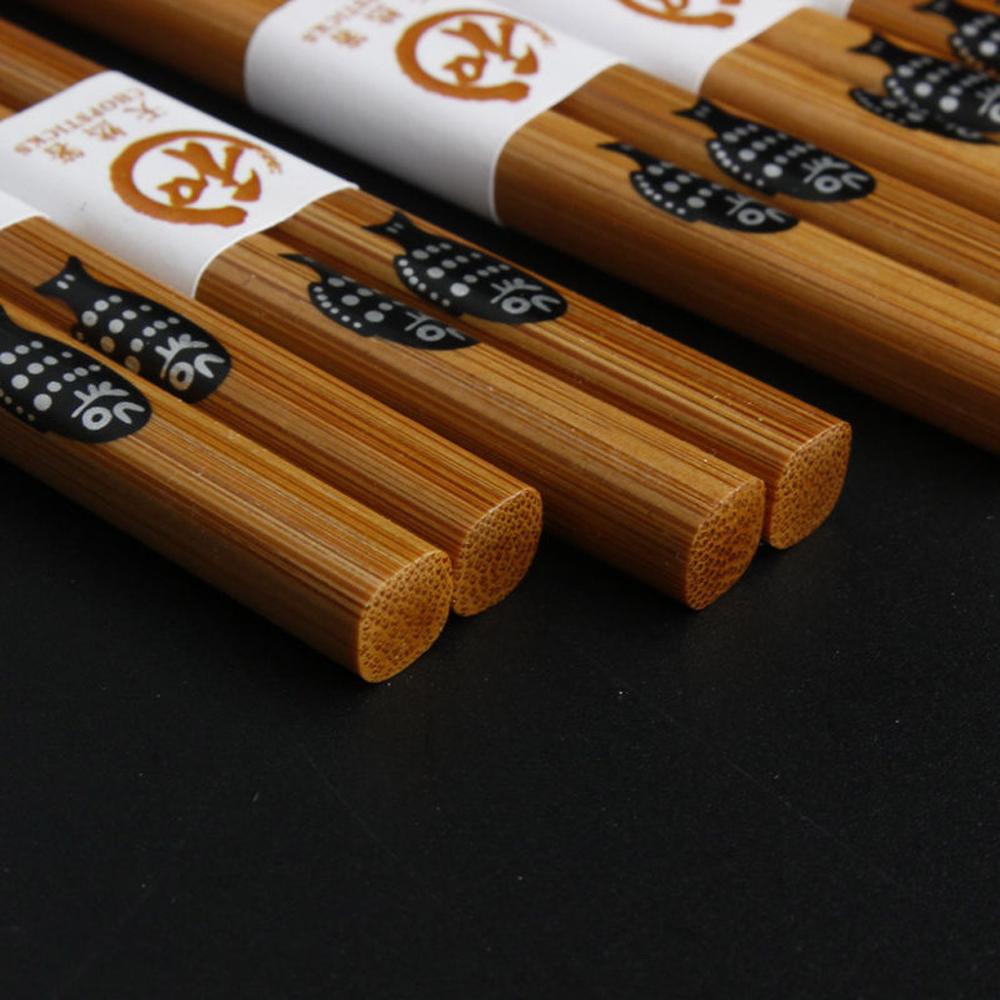 Set of Japanese chopsticks with "Fish" pattern