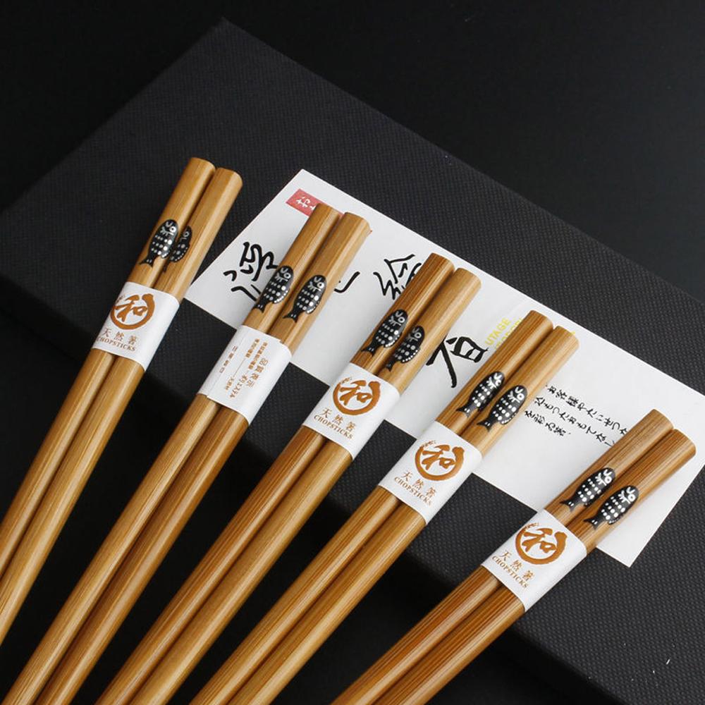 Set of Japanese chopsticks with "Fish" pattern