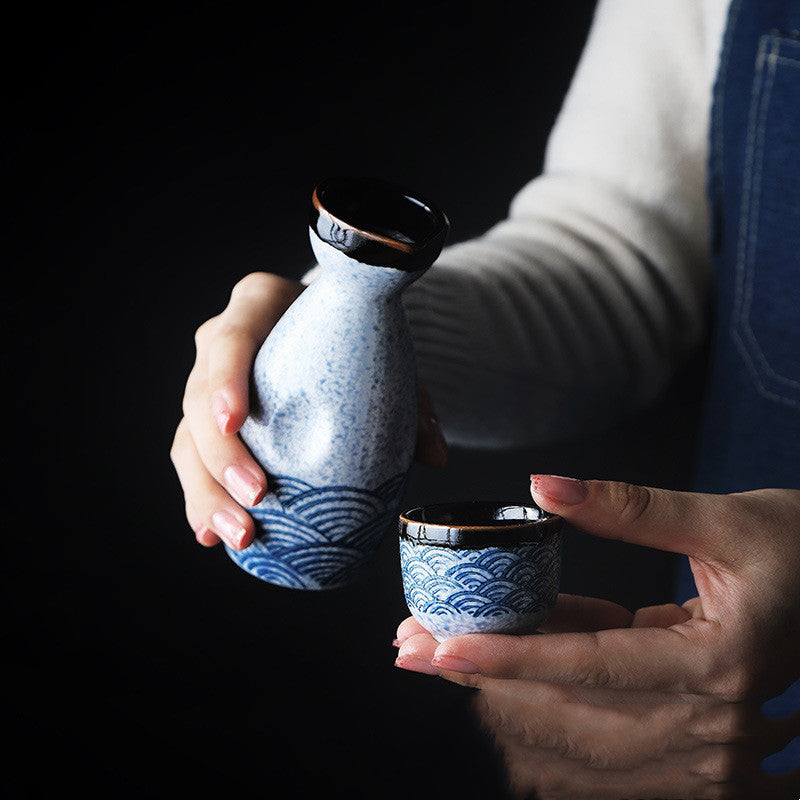 "Isa" ceramic sake set