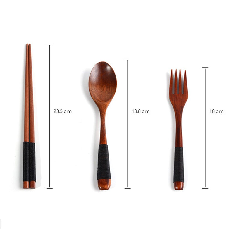 High-quality bamboo cutlery and chopsticks set