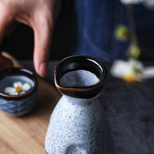"Isa" Ceramic Sake Set